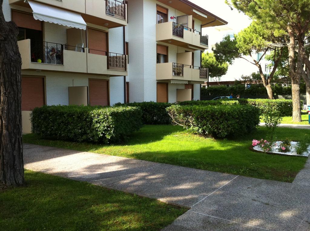 Residence Garden -Walterigato Apartments Solo Per Famiglie Lido di Jesolo Exterior foto